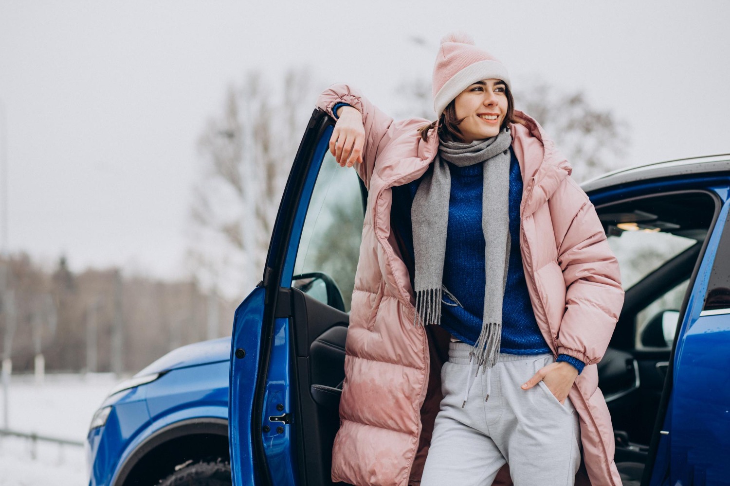 Givre: les gestes à éviter avec votre voiture en hiver - Femmes  d'Aujourd'hui